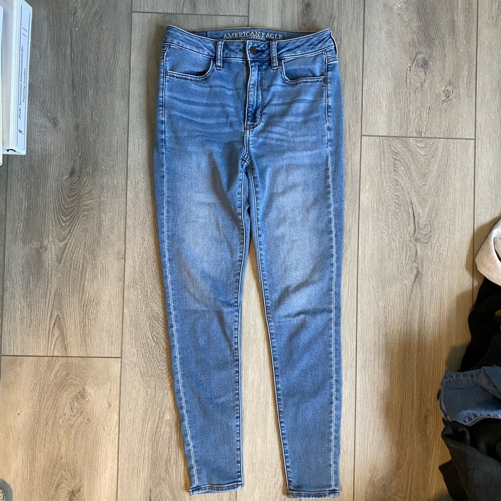 AMERICAN EAGLE super high rise jegging